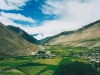 Following the valley back to Nepal